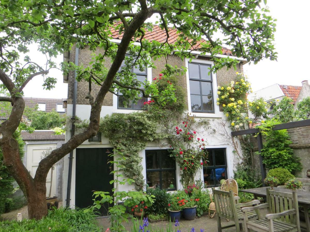 Apple Tree Cottage - Charming Home At Beautiful Canal In Our Idyllic Garden Gouda Zewnętrze zdjęcie